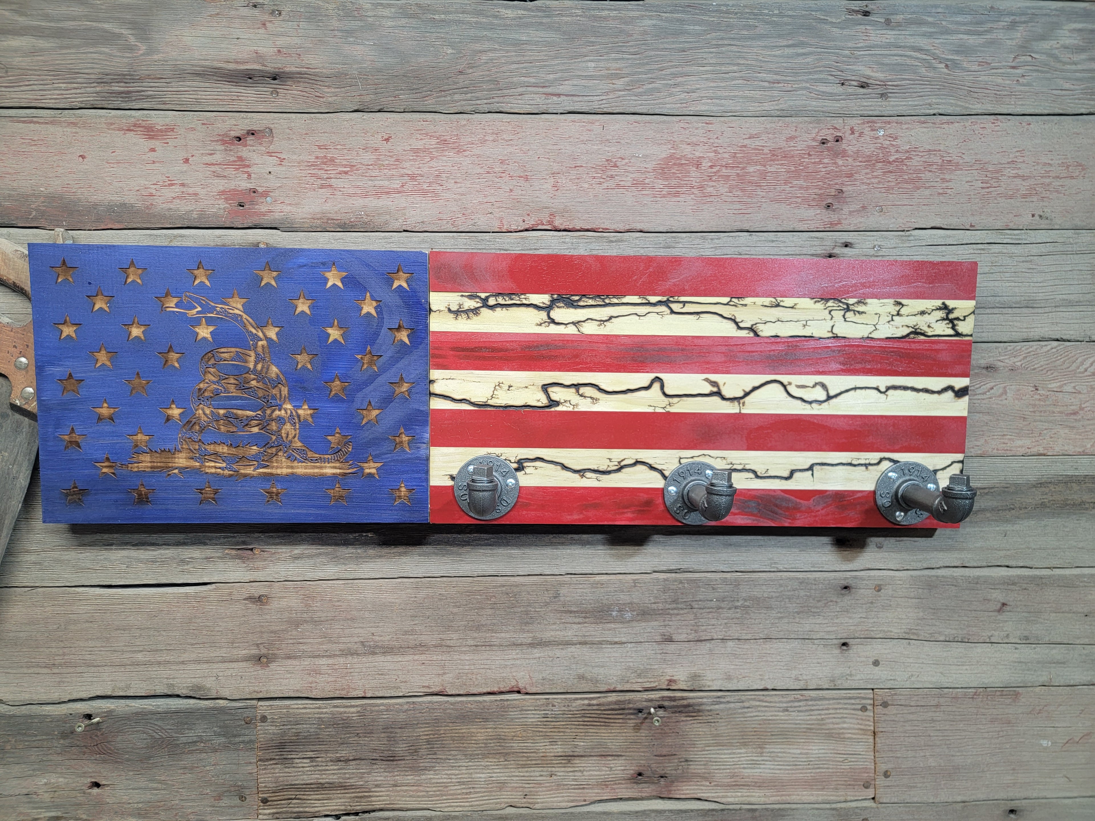 Don't Tread on Me-Lichtenberg American Flag-Coat/Gear Rack